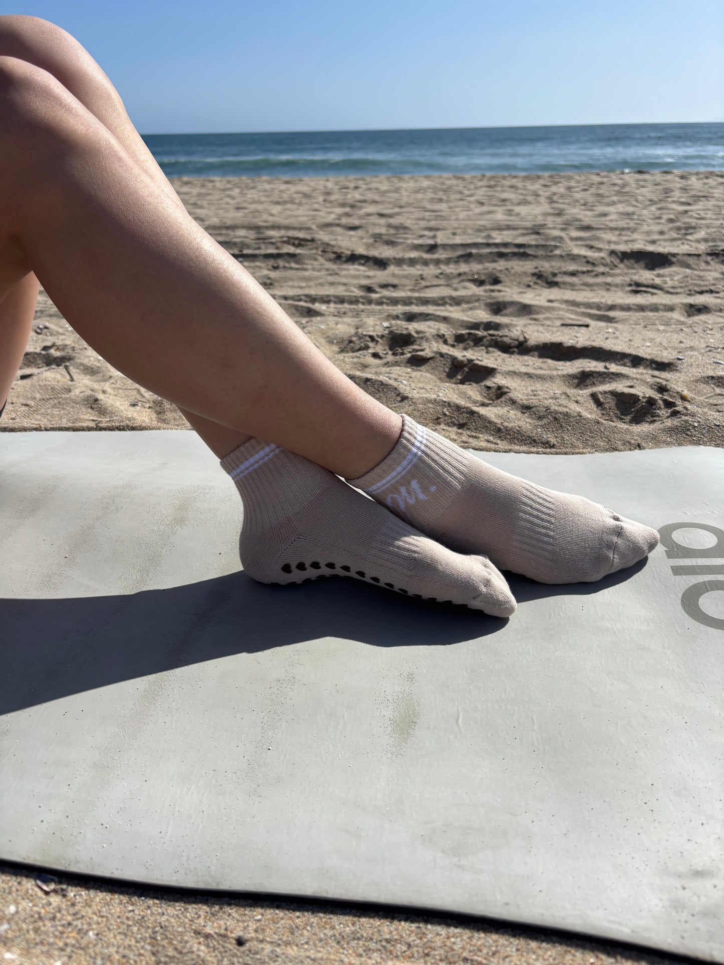 Cappuccino Grip Socks